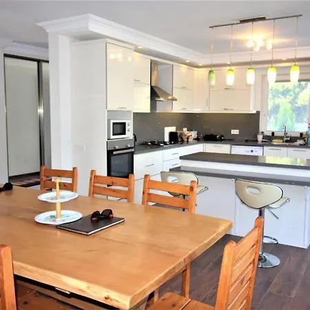 Villam Cagri ヴィラ *