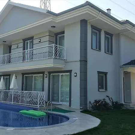 ヴィラ Villam Cagri ダルヤン